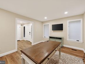 932 Hedgerow Court, Blue Bell PA 19422