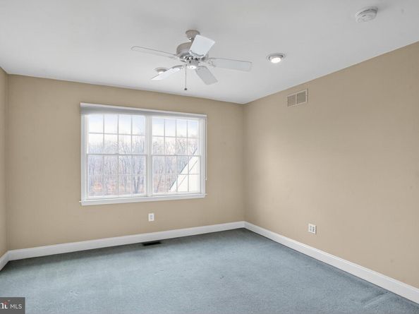 62 Woodside Lane, New Hope PA 18938