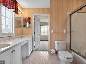 62 Woodside Lane, New Hope PA 18938