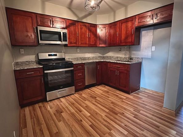 12077 Abby Road, Philadelphia PA 19154