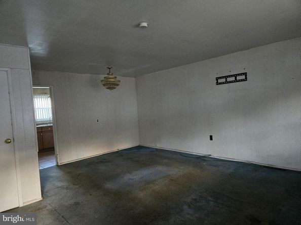 2416 Fleetwing Drive, Levittown PA 19057