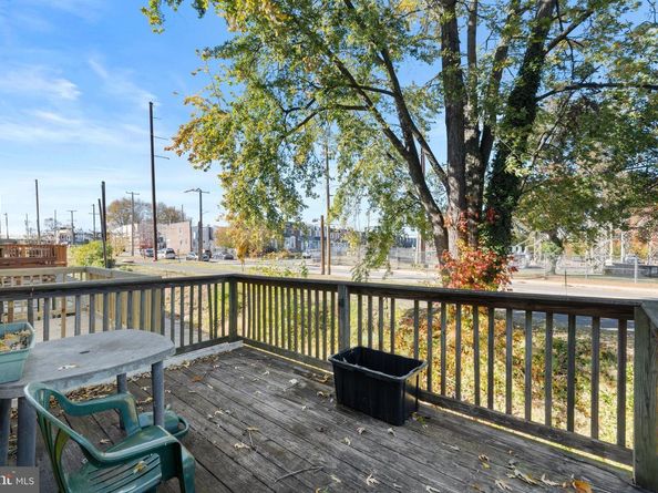 7247 Guilford Road, Upper Darby PA 19082