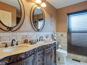 242 Snapdragon Street, Warrington PA 18976