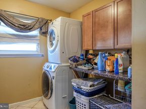 242 Snapdragon Street, Warrington PA 18976