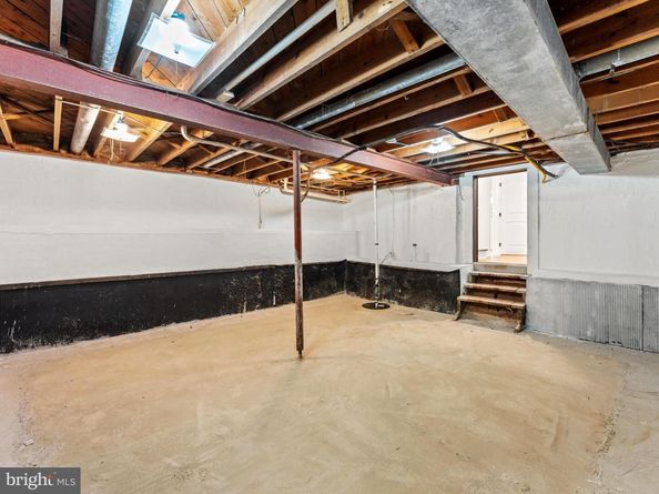 4722 Bristow Drive, Annandale VA 22003