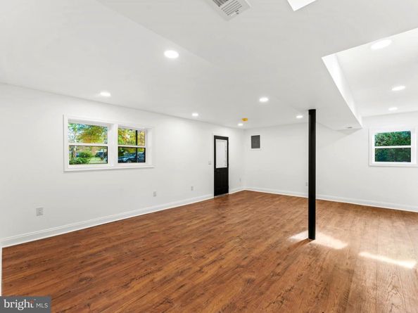 4722 Bristow Drive, Annandale VA 22003