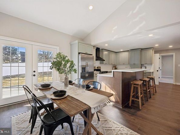 27 Almond Lane, Levittown PA 19055