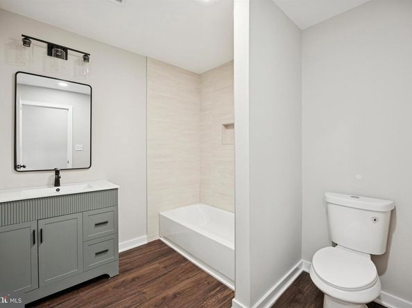 27 Almond Lane, Levittown PA 19055