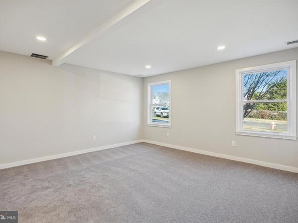 27 Almond Lane, Levittown PA 19055