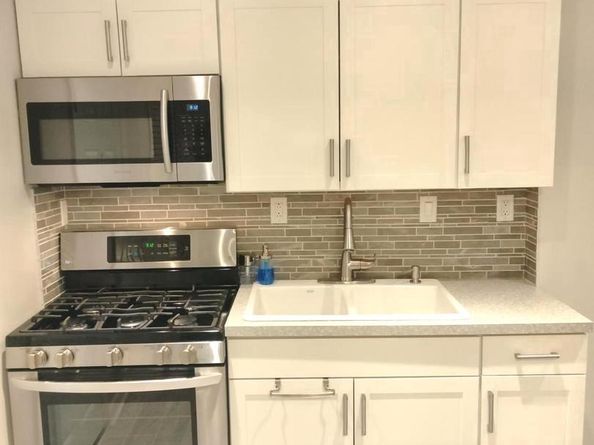 6669 Church Lane, Upper Darby PA 19082