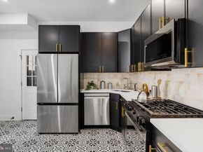 17 E Columbia Avenue, Philadelphia PA 19125