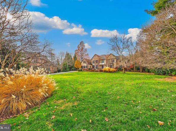 8340 Springhaven Garden Lane, Mclean VA 22102