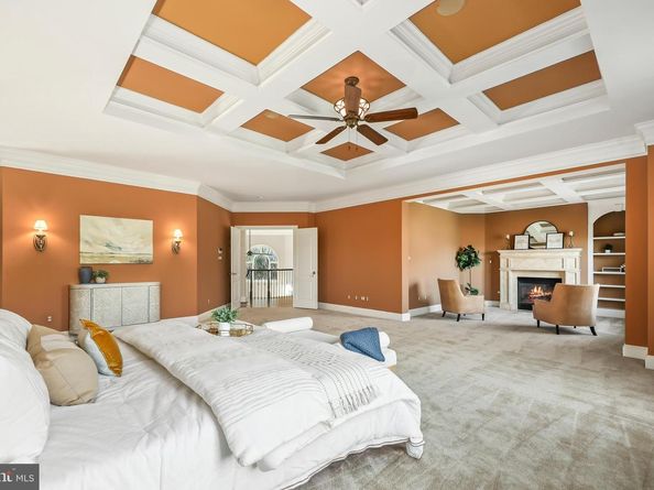 8340 Springhaven Garden Lane, Mclean VA 22102