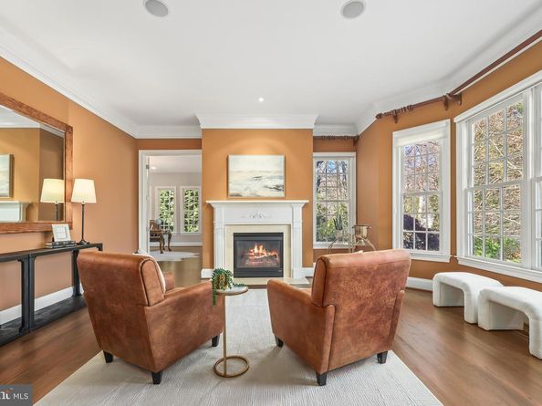 8340 Springhaven Garden Lane, Mclean VA 22102