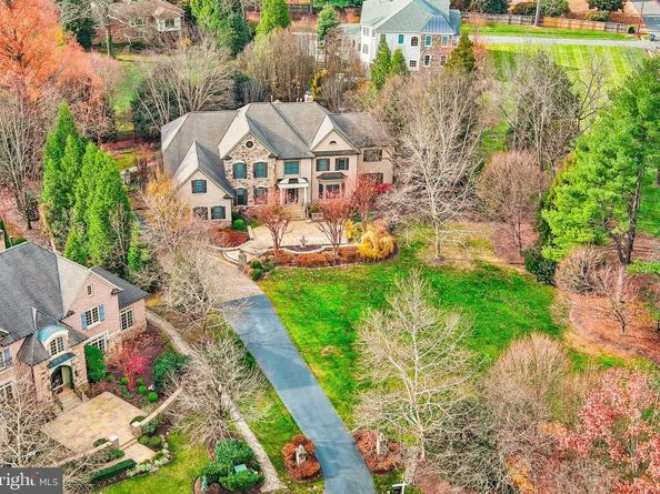 8340 Springhaven Garden Lane, Mclean VA 22102