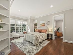 8340 Springhaven Garden Lane, Mclean VA 22102
