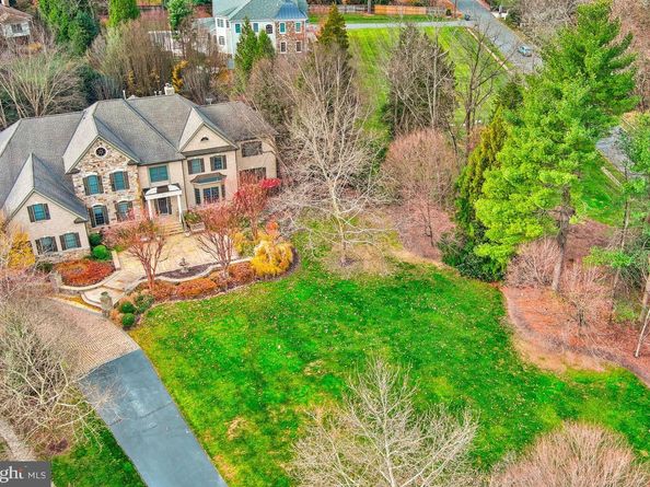 8340 Springhaven Garden Lane, Mclean VA 22102