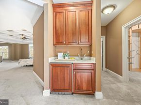 8340 Springhaven Garden Lane, Mclean VA 22102