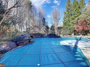 8340 Springhaven Garden Lane, Mclean VA 22102