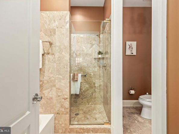 8340 Springhaven Garden Lane, Mclean VA 22102