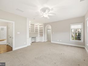 8340 Springhaven Garden Lane, Mclean VA 22102
