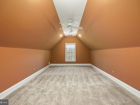 8340 Springhaven Garden Lane, Mclean VA 22102