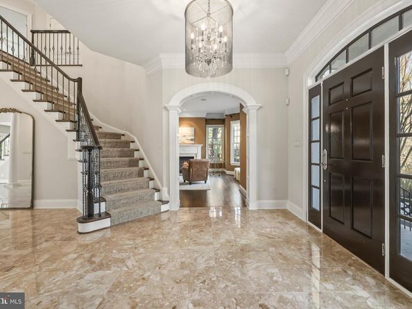 8340 Springhaven Garden Lane, Mclean VA 22102