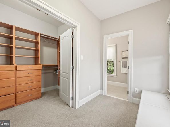 8340 Springhaven Garden Lane, Mclean VA 22102