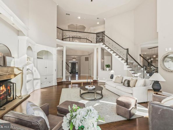 8340 Springhaven Garden Lane, Mclean VA 22102