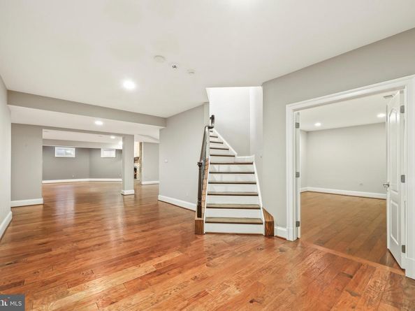 8340 Springhaven Garden Lane, Mclean VA 22102