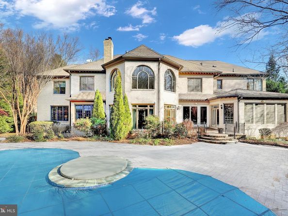 8340 Springhaven Garden Lane, Mclean VA 22102