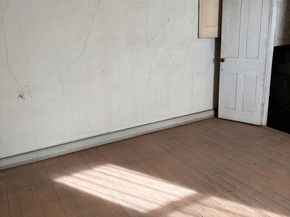 904-906 Greenwich Street, Philadelphia PA 19147