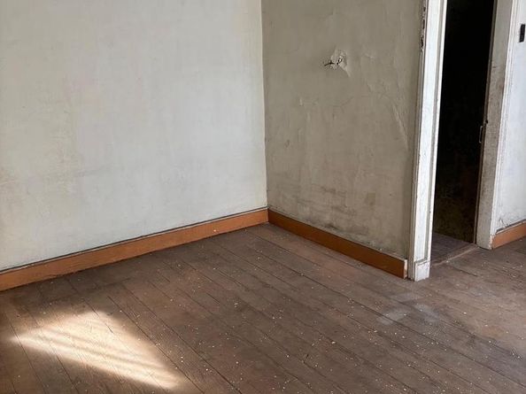 904-906 Greenwich Street, Philadelphia PA 19147