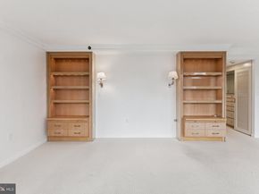 202 W Rittenhouse Square 1106, Philadelphia PA 19103