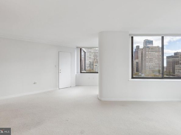 202 W Rittenhouse Square 1106, Philadelphia PA 19103