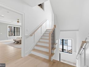 802 N Edgewood Street, Arlington VA 22201
