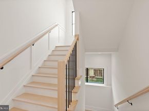 802 N Edgewood Street, Arlington VA 22201