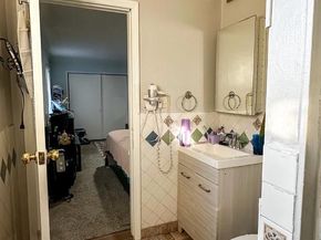 910 Magnolia Avenue, Croydon PA 19021