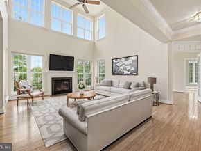 1220 Admiral Zumwalt Lane, Herndon VA 20170