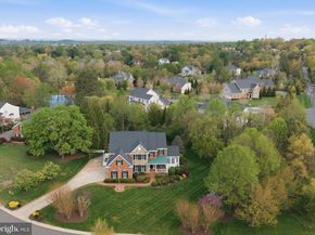 1220 Admiral Zumwalt Lane, Herndon VA 20170