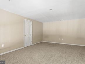 13675 Philmont Avenue 40, Philadelphia PA 19116