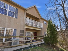 13675 Philmont Avenue 40, Philadelphia PA 19116