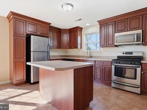 13675 Philmont Avenue 40, Philadelphia PA 19116