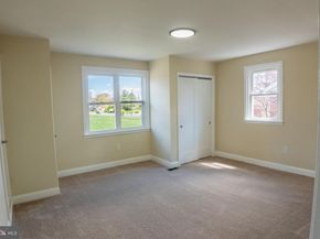 6610 Ardleigh Street, Philadelphia PA 19119