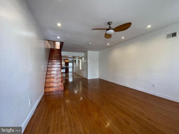 2203 S 5TH Street, Philadelphia PA 19148