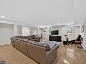 303 Talahi Road SE, Vienna VA 22180