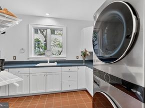 303 Talahi Road SE, Vienna VA 22180