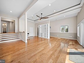 7113 Carol Lane, Falls Church VA 22042