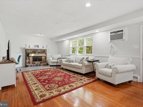 120 Lehigh Drive, Richboro PA 18954