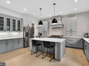 414 N Monroe Street, Arlington VA 22201